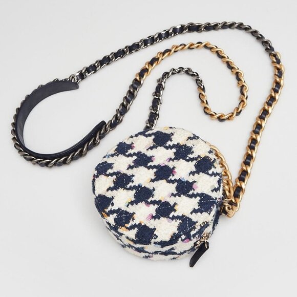 Chanel Blue/White Tweed Chanel 19 Round Clutch Bag - Picture 3 of 12
